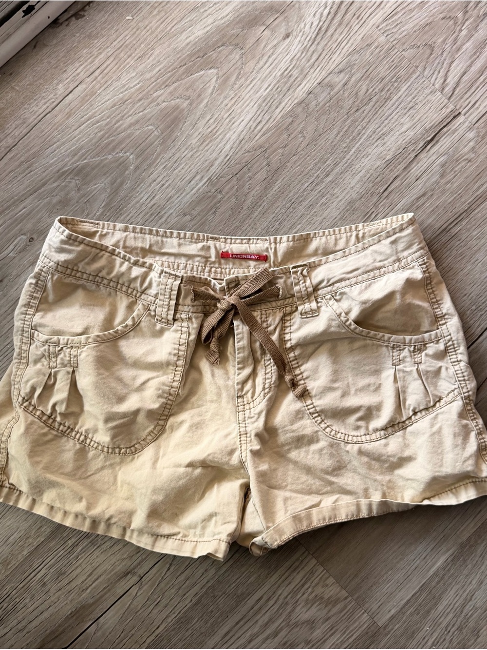 UNIONBAY Cream Drawstring Women’s Shorts